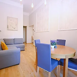  Apartament Bezowo-niebieski 3city W Sopocie Z Parkingiem By Renters